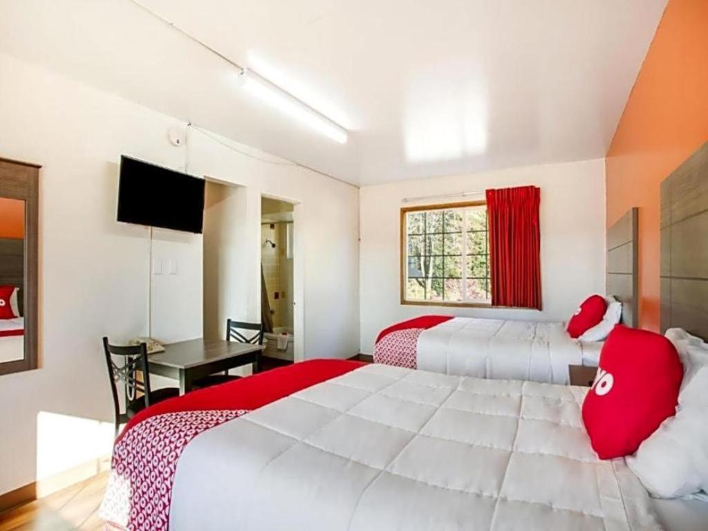 Oyo Hotel Kalama Экстерьер фото